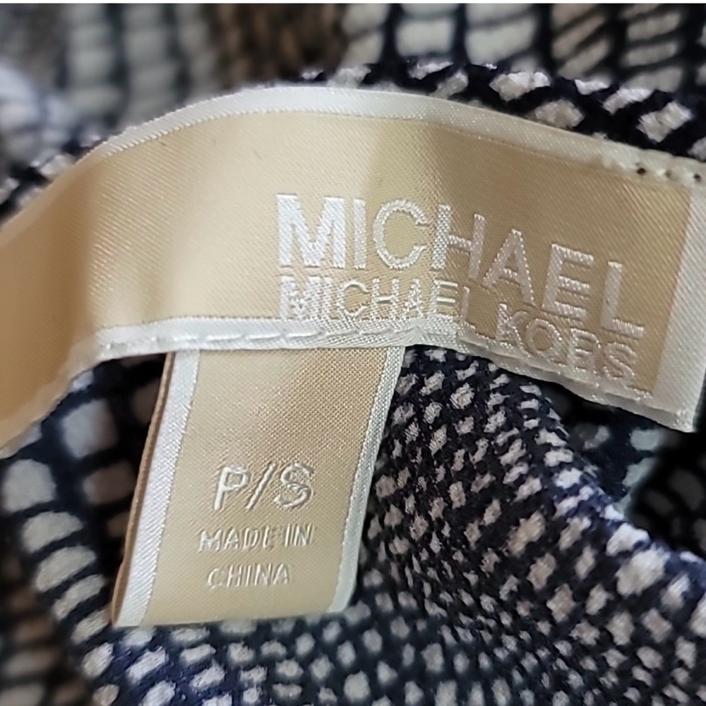 Michael Kors Women's Navy Blue and White Patterned Top - Picture 8 of 9